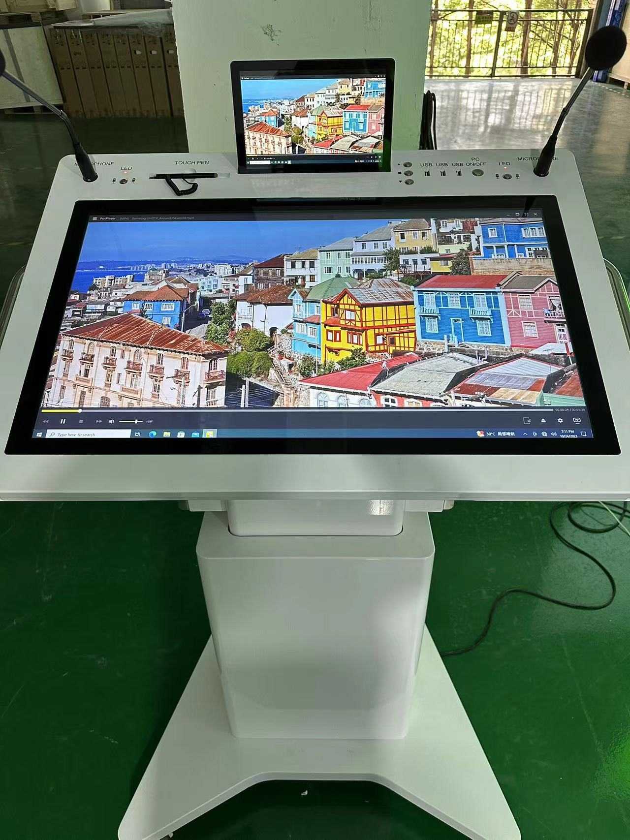 32 '' Interaktív LCD Lectern Smart Double Screen Podium